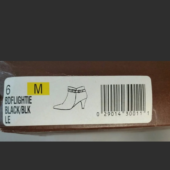 Bandolino Flight Ankle Boots Black Leather 6M - Picture 6 of 8